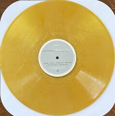 Diana Krall Featuring The Clayton-Hamilton Jazz Orchestra – Christmas Songs (Gold)