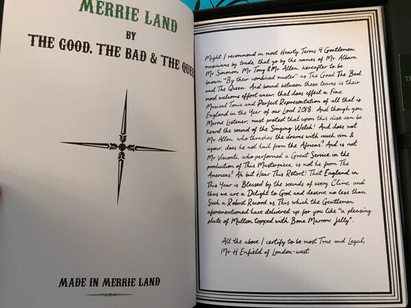 Good, The Bad & The Queen – Merrie Land (Box-Set, Limited Edition)